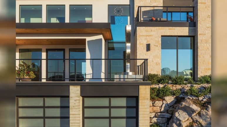 Home entry way with Nadia Neo Ledge: Sawn thin veneer
