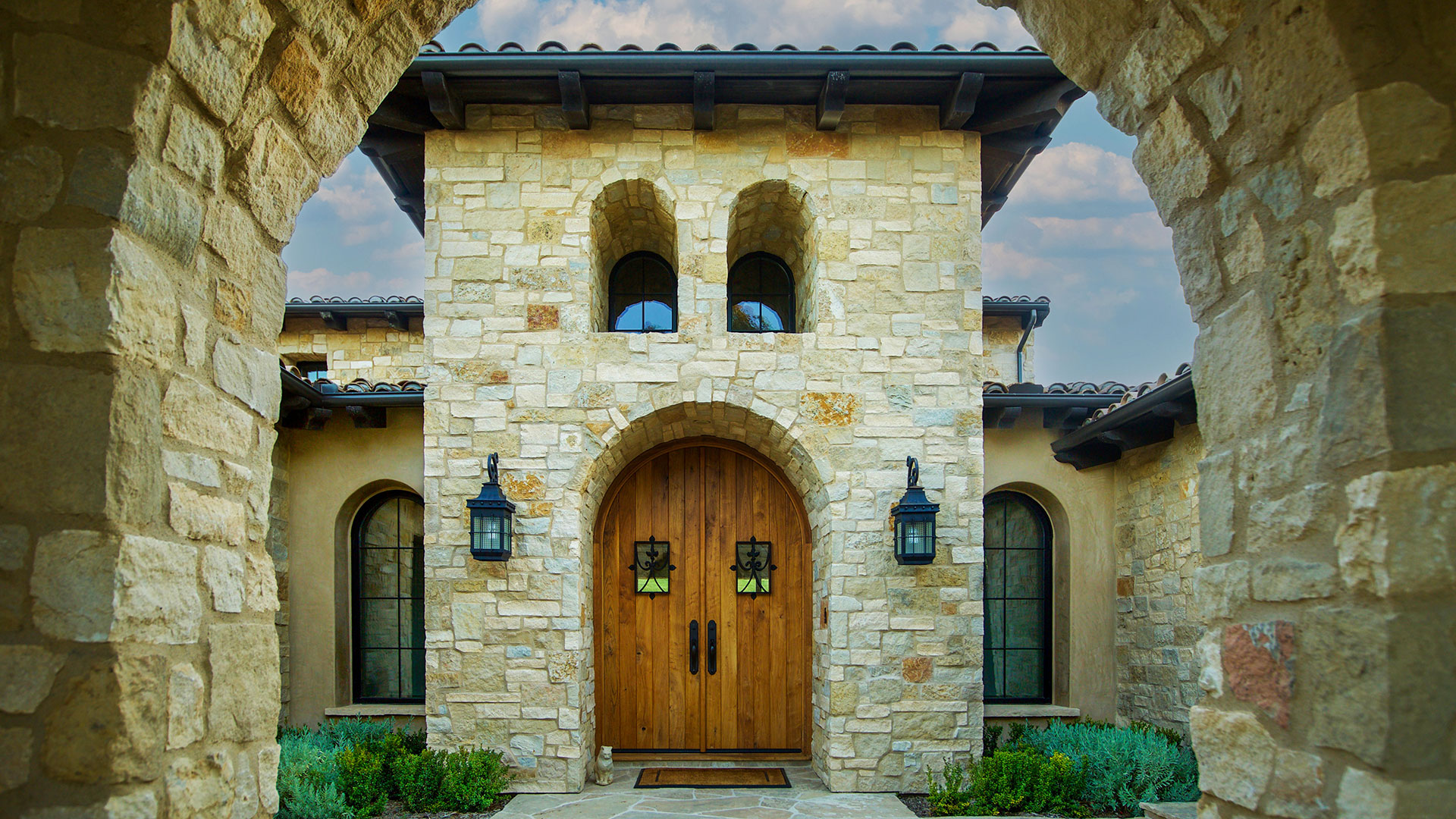 custom built home with tuscan blend rubble natural stone thin veneer installed on exterior walls